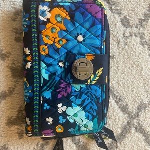 Vera Bradley Turnlock Wallet - new